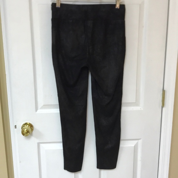 Highline Collective vegan leather leggings sz s/p - Picture 7 of 11